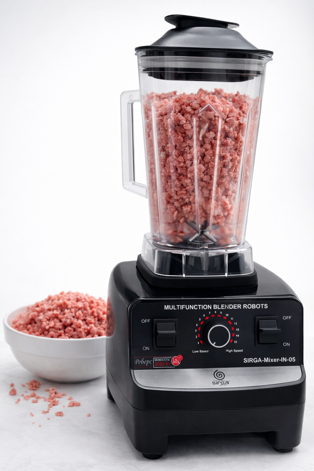 Sirga heavy duty mixer grinder mincing meat efficiently using powerful motor and sharp blades